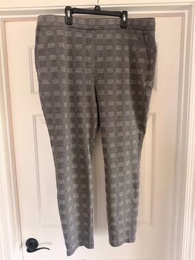 Express Women’s Pull on  Gray Plaid Dress Ankle Pants Sz XL